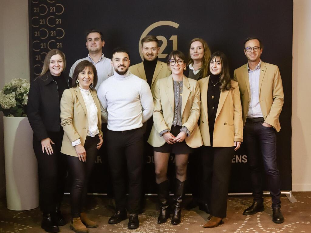 l'équipe de l'agence Infinity