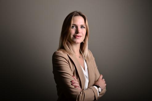 Julie PAPAUX