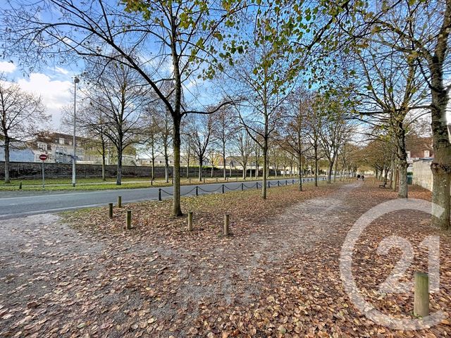 Appartement F2 bis à vendre - 2 pièces - 45.0 m2 - COMPIEGNE - 60 - PICARDIE - Century 21 Infinity