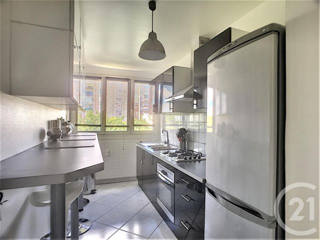 Appartement F3 à vendre - 4 pièces - 91.19 m2 - COMPIEGNE - 60 - PICARDIE - Century 21 Infinity Appartement F3 à vendre - 4 pièces - 91.19 m2 - COMPIEGNE - 60 - PICARDIE - Century 21 Infinity