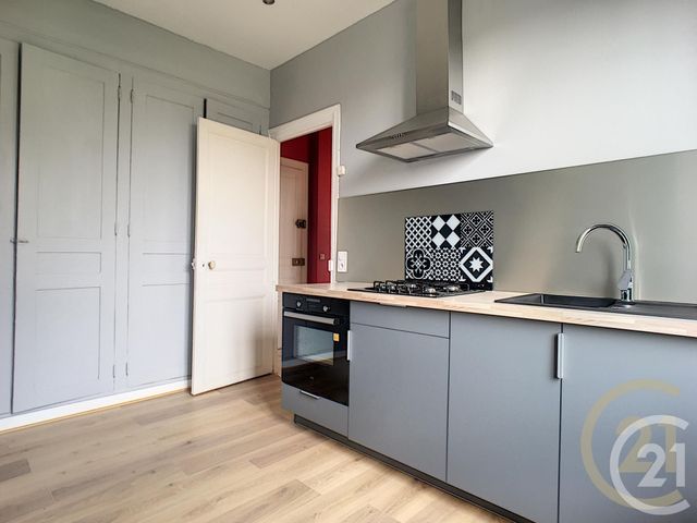 Appartement F1 à louer - 1 pièce - 35.14 m2 - COMPIEGNE - 60 - PICARDIE - Century 21 Infinity Appartement F1 à louer - 1 pièce - 35.14 m2 - COMPIEGNE - 60 - PICARDIE - Century 21 Infinity