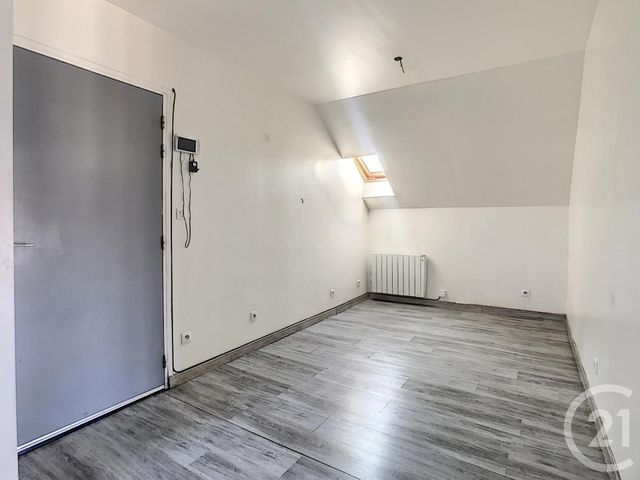 Afficher la photo en grand Appartement F2 à vendre - 2 pièces - 27.09 m2 - COMPIEGNE - 60 - PICARDIE - Century 21 Infinity