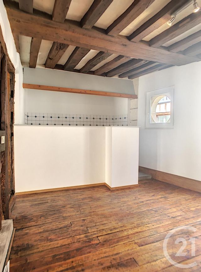 Afficher la photo en grand appartement à louer - 2 pièces - 60.69 m2 - COMPIEGNE - 60 - PICARDIE - Century 21 Infinity