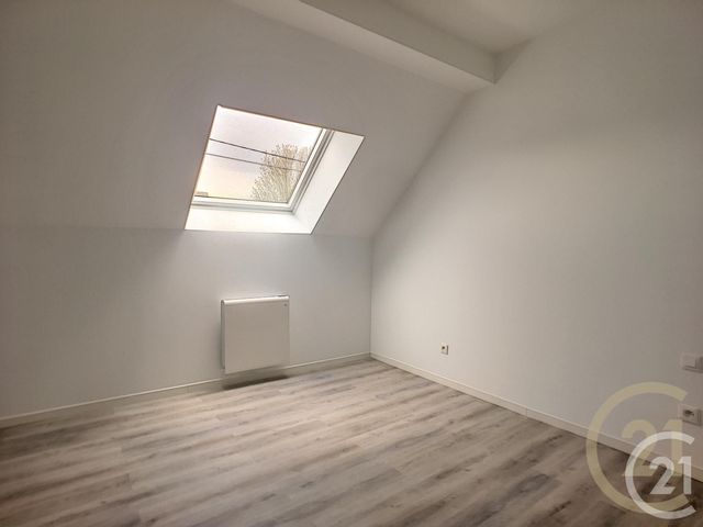 Afficher la photo en grand Appartement F3 à louer - 2 pièces - 55.0 m2 - LASSIGNY - 60 - PICARDIE - Century 21 Infinity