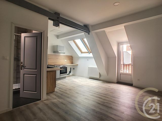 Afficher la photo en grand Appartement F3 à louer - 2 pièces - 55.0 m2 - LASSIGNY - 60 - PICARDIE - Century 21 Infinity