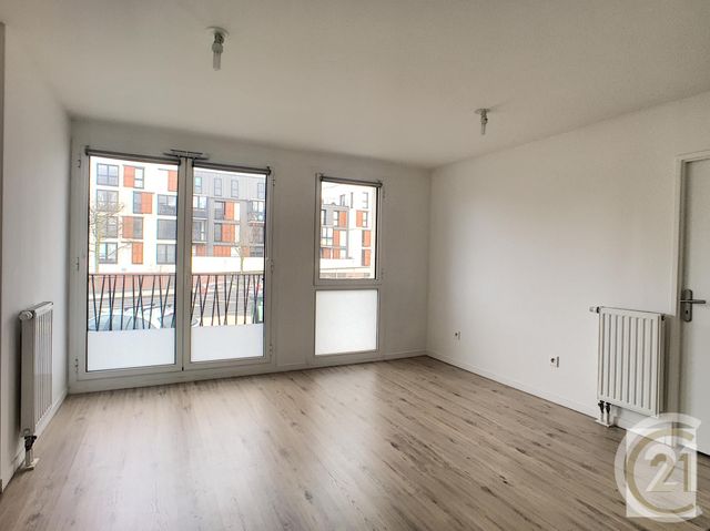 Appartement F2 à louer - 2 pièces - 42.27 m2 - MARGNY LES COMPIEGNE - 60 - PICARDIE - Century 21 Infinity Appartement F2 à louer - 2 pièces - 42.27 m2 - MARGNY LES COMPIEGNE - 60 - PICARDIE - Century 21 Infinity