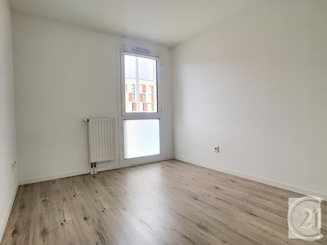 Appartement F2 à louer - 2 pièces - 42.27 m2 - MARGNY LES COMPIEGNE - 60 - PICARDIE - Century 21 Infinity Appartement F2 à louer - 2 pièces - 42.27 m2 - MARGNY LES COMPIEGNE - 60 - PICARDIE - Century 21 Infinity