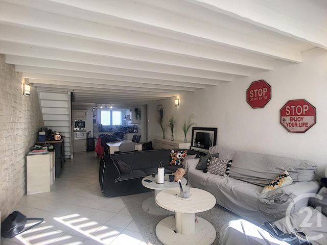 Appartement F3 à louer - 3 pièces - 91.4 m2 - CLAIROIX - 60 - PICARDIE - Century 21 Infinity Appartement F3 à louer - 3 pièces - 91.4 m2 - CLAIROIX - 60 - PICARDIE - Century 21 Infinity