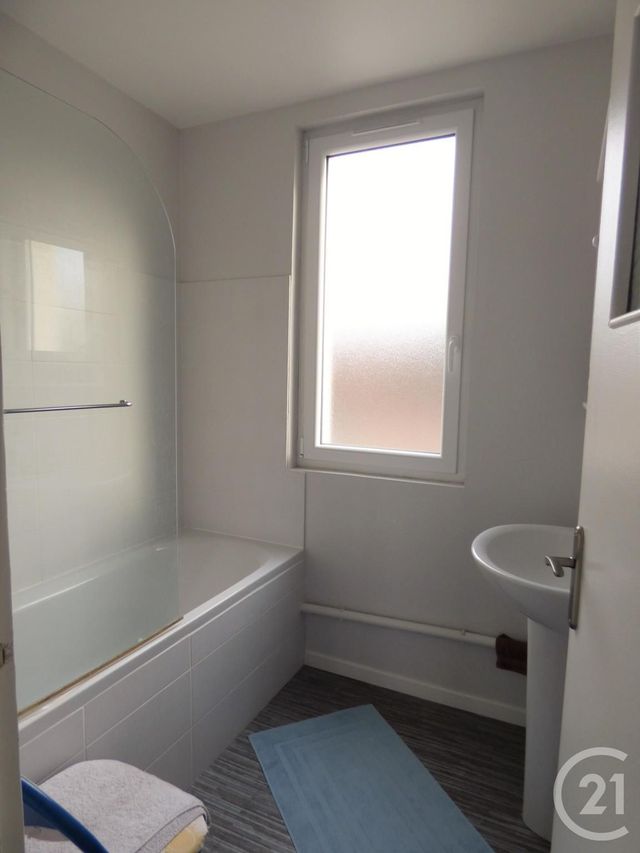 Appartement F3 à louer - 3 pièces - 55.16 m2 - LACROIX ST OUEN - 60 - PICARDIE - Century 21 Infinity Appartement F3 à louer - 3 pièces - 55.16 m2 - LACROIX ST OUEN - 60 - PICARDIE - Century 21 Infinity