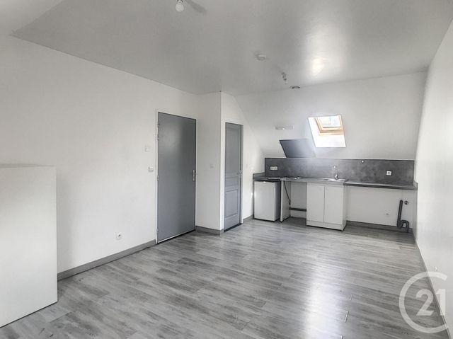 Afficher la photo en grand Studio à vendre - 1 pièce - 22.29 m2 - COMPIEGNE - 60 - PICARDIE - Century 21 Infinity