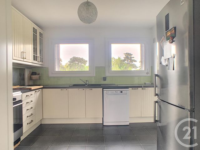 Afficher la photo en grand Appartement F4 à louer - 4 pièces - 78.21 m2 - COMPIEGNE - 60 - PICARDIE - Century 21 Infinity