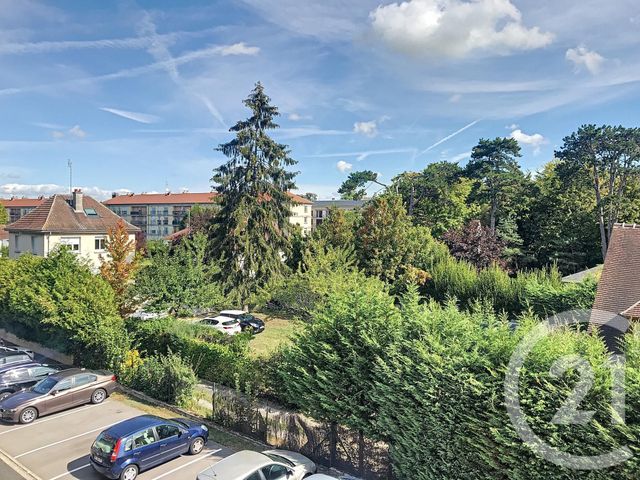 Afficher la photo en grand Appartement F4 à louer - 4 pièces - 78.21 m2 - COMPIEGNE - 60 - PICARDIE - Century 21 Infinity