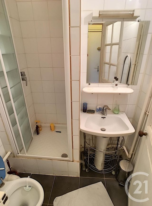 Afficher la photo en grand Studio à louer - 1 pièce - 29.09 m2 - COMPIEGNE - 60 - PICARDIE - Century 21 Infinity
