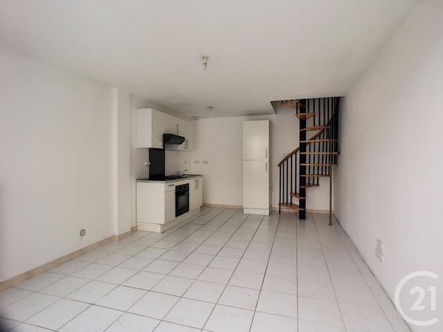 Afficher la photo en grand Appartement Duplex à louer - 3 pièces - 54.35 m2 - COMPIEGNE - 60 - PICARDIE - Century 21 Infinity