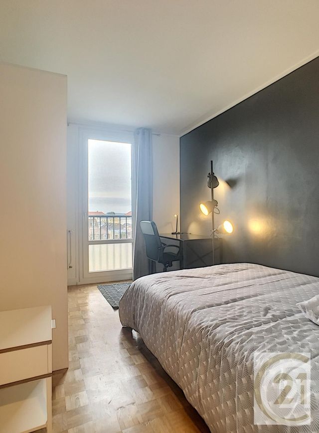 Afficher la photo en grand Chambre à louer - 1 pièce - 9.78 m2 - COMPIEGNE - 60 - PICARDIE - Century 21 Infinity