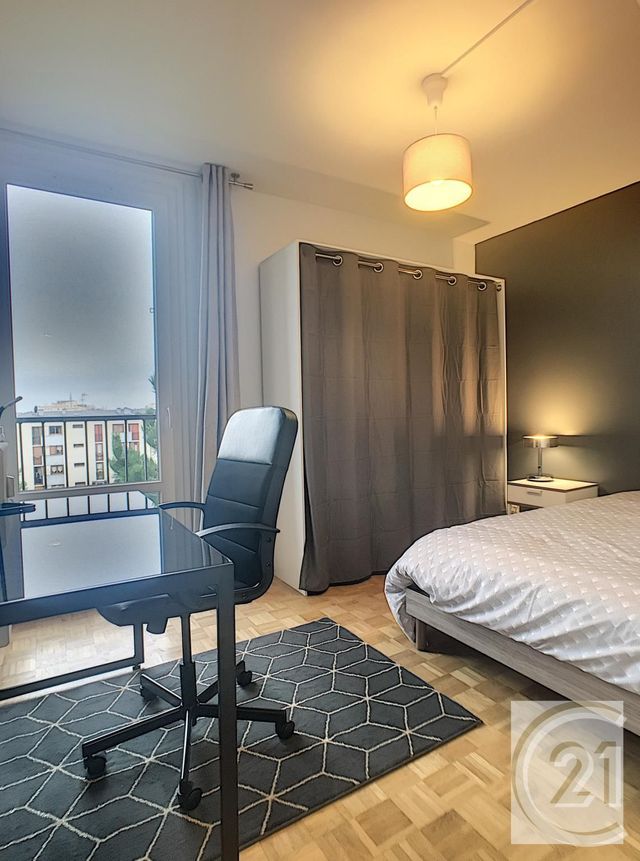 Afficher la photo en grand Chambre à louer - 1 pièce - 9.78 m2 - COMPIEGNE - 60 - PICARDIE - Century 21 Infinity