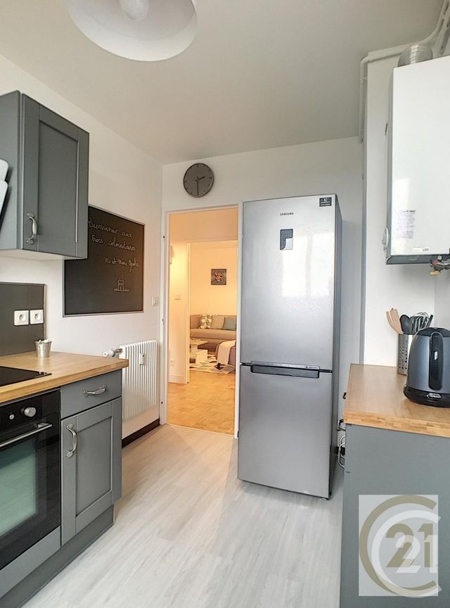 Afficher la photo en grand Chambre à louer - 1 pièce - 9.78 m2 - COMPIEGNE - 60 - PICARDIE - Century 21 Infinity
