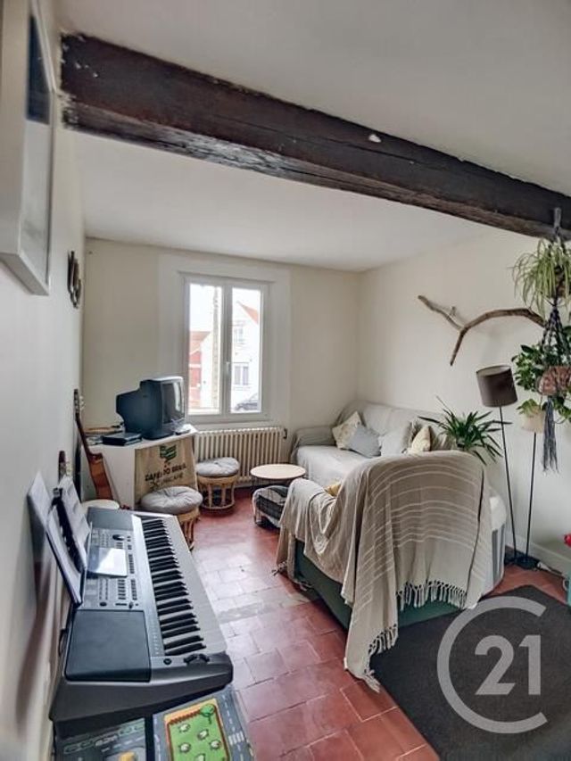 Afficher la photo en grand maison à louer - 4 pièces - 85.0 m2 - MELICOCQ - 60 - PICARDIE - Century 21 Infinity