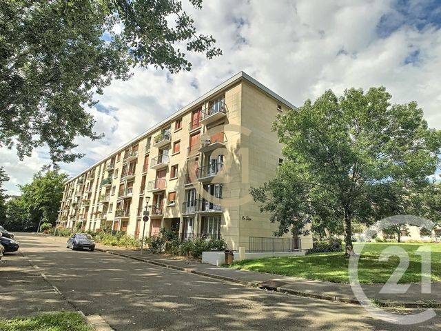 Afficher la photo en grand Appartement T2 à vendre - 2 pièces - 50.81 m2 - COMPIEGNE - 60 - PICARDIE - Century 21 Infinity
