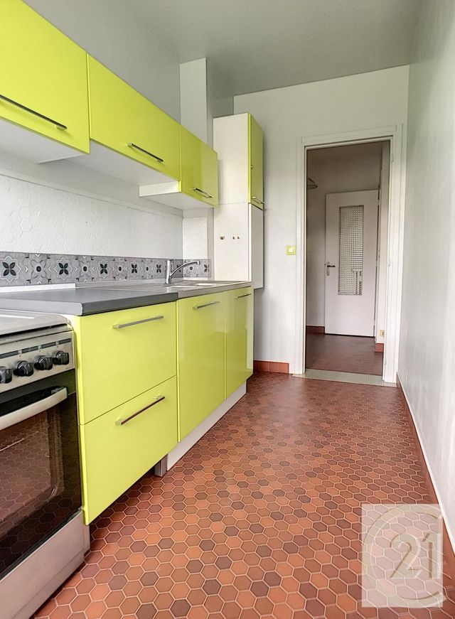 Afficher la photo en grand Appartement F2 à louer - 2 pièces - 51.5 m2 - COMPIEGNE - 60 - PICARDIE - Century 21 Infinity