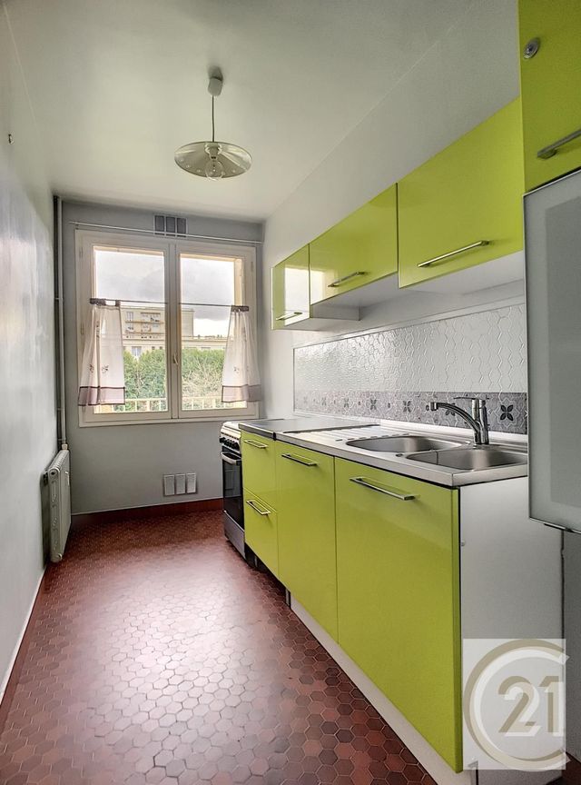 Afficher la photo en grand Appartement F2 à louer - 2 pièces - 51.5 m2 - COMPIEGNE - 60 - PICARDIE - Century 21 Infinity