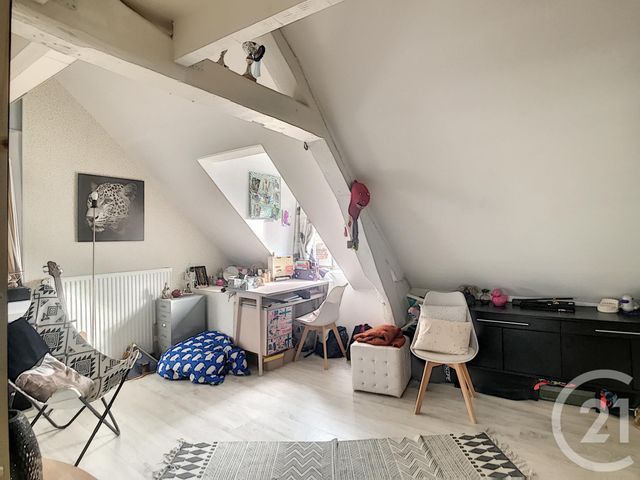 Afficher la photo en grand Appartement F5 à vendre - 4 pièces - 117.0 m2 - COMPIEGNE - 60 - PICARDIE - Century 21 Infinity