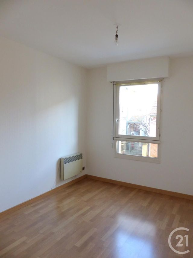 Afficher la photo en grand Appartement F2 à louer - 2 pièces - 50.0 m2 - COMPIEGNE - 60 - PICARDIE - Century 21 Infinity