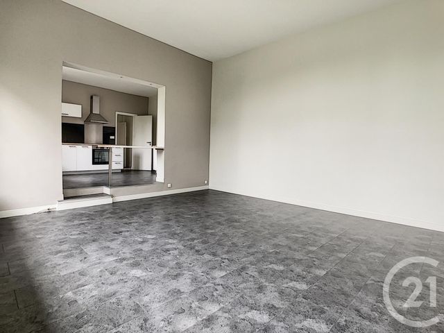 Afficher la photo en grand appartement à louer - 3 pièces - 75.0 m2 - CHOISY AU BAC - 60 - PICARDIE - Century 21 Infinity