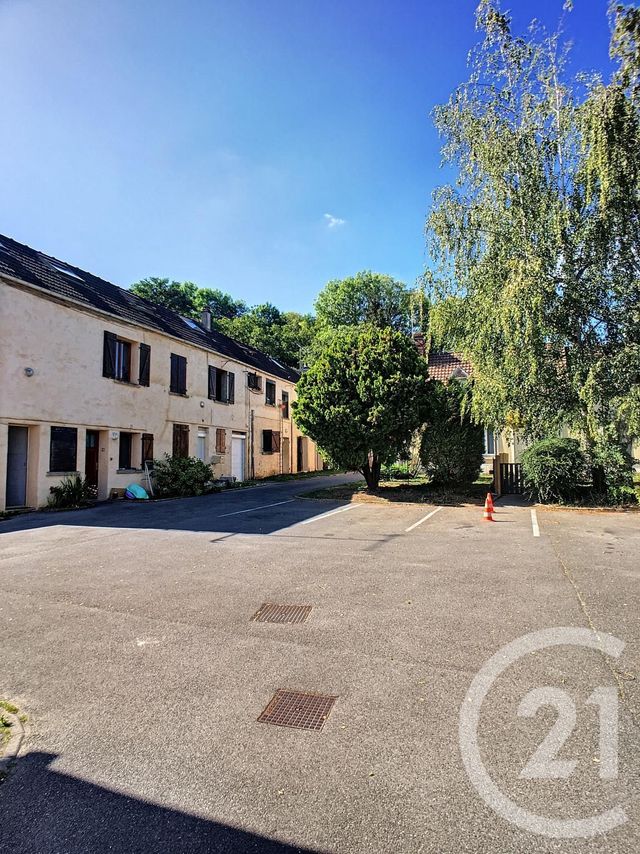 Afficher la photo en grand Appartement à louer - 2 pièces - 18.67 m2 - JAUX - 60 - PICARDIE - Century 21 Infinity