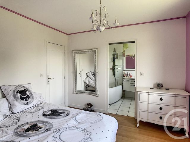 Afficher la photo en grand maison à vendre - 7 pièces - 133.0 m2 - ST VAAST DE LONGMONT - 60 - PICARDIE - Century 21 Infinity