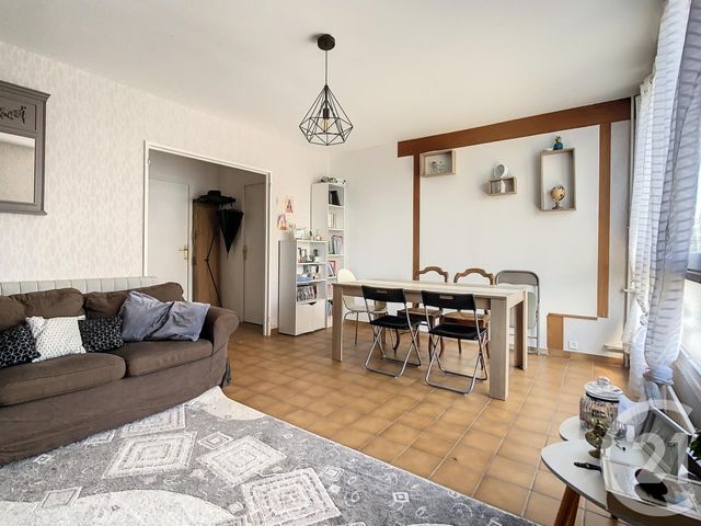 Chambre à louer - 1 pièce - 10.0 m2 - COMPIEGNE - 60 - PICARDIE - Century 21 Infinity