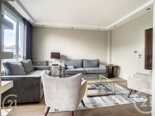 Appartement T4 à louer - 4 pièces - 82.0 m2 - COMPIEGNE - 60 - PICARDIE - Century 21 Infinity