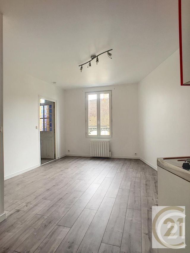 Appartement F2 à louer - 2 pièces - 31.33 m2 - MARGNY LES COMPIEGNE - 60 - PICARDIE - Century 21 Infinity