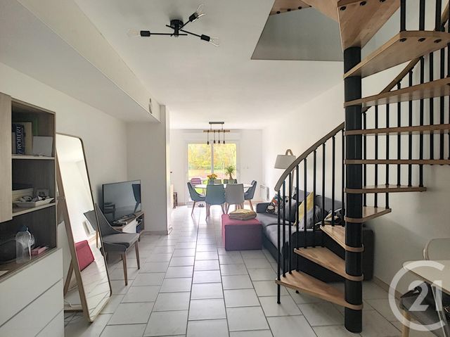 maison à louer - 3 pièces - 52.2 m2 - LE MEUX - 60 - PICARDIE - Century 21 Infinity