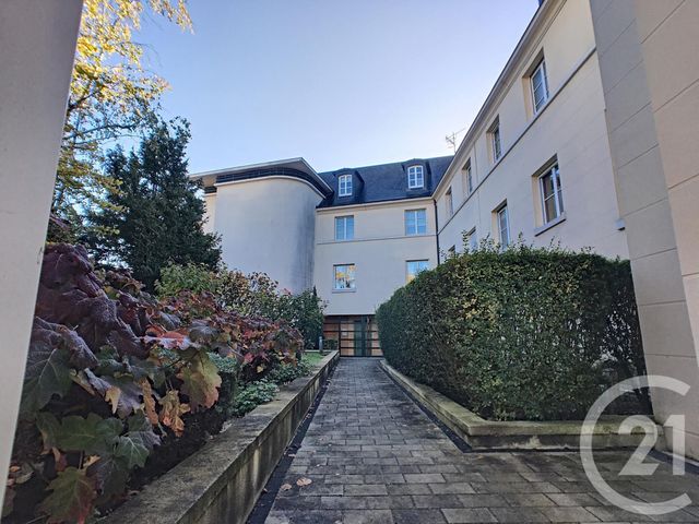 Appartement F3 à louer - 3 pièces - 68.0 m2 - COMPIEGNE - 60 - PICARDIE - Century 21 Infinity