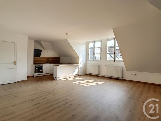 Appartement F3 à louer - 3 pièces - 84.45 m2 - COMPIEGNE - 60 - PICARDIE - Century 21 Infinity