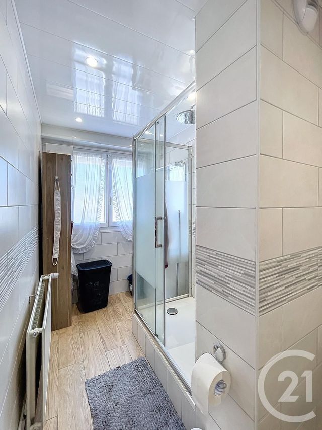 Appartement T4 à vendre - 4 pièces - 67.07 m2 - COMPIEGNE - 60 - PICARDIE - Century 21 Infinity