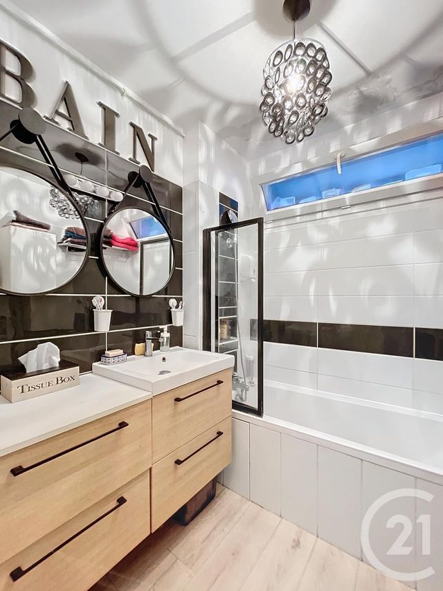 Appartement F5 à vendre - 5 pièces - 97.84 m2 - COMPIEGNE - 60 - PICARDIE - Century 21 Infinity