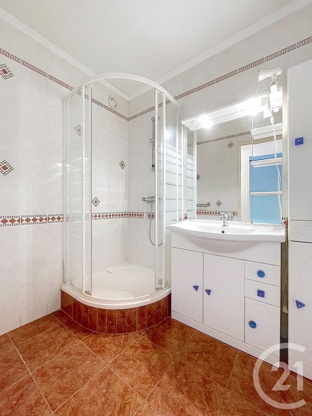 Appartement F3 à vendre - 3 pièces - 71.24 m2 - MARGNY LES COMPIEGNE - 60 - PICARDIE - Century 21 Infinity