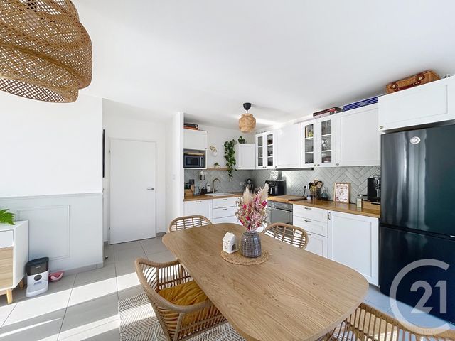 Appartement T3 à vendre - 3 pièces - 64.84 m2 - COMPIEGNE - 60 - PICARDIE - Century 21 Infinity