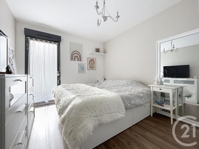 Appartement T3 à vendre - 3 pièces - 64.84 m2 - COMPIEGNE - 60 - PICARDIE - Century 21 Infinity