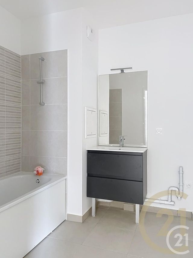 Appartement F4 à vendre - 4 pièces - 92.67 m2 - SENLIS - 60 - PICARDIE - Century 21 Infinity