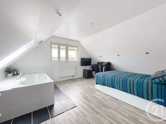 Afficher la photo en grand maison à vendre - 4 pièces - 128.1 m2 - MARGNY LES COMPIEGNE - 60 - PICARDIE - Century 21 Infinity