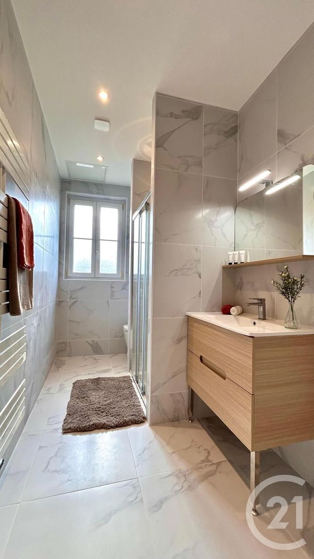 Appartement T3 à vendre - 3 pièces - 65.4 m2 - COMPIEGNE - 60 - PICARDIE - Century 21 Infinity