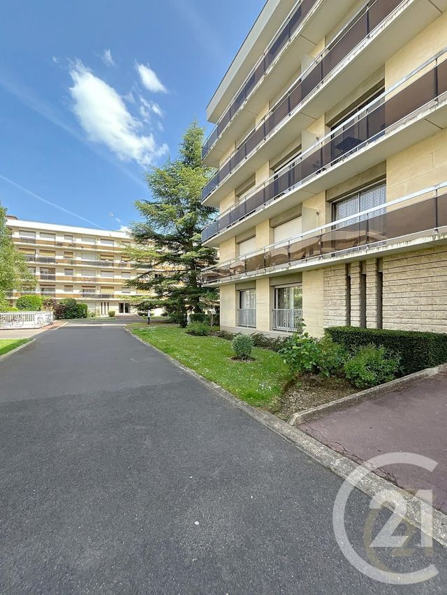 Appartement Studio à louer COMPIEGNE