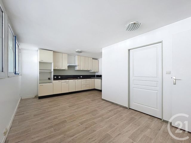 Appartement T4 à vendre - 4 pièces - 88.0 m2 - COMPIEGNE - 60 - PICARDIE - Century 21 Infinity