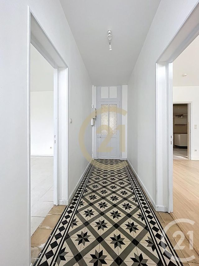 Appartement F3 à louer - 3 pièces - 76.32 m2 - PIERREFONDS - 60 - PICARDIE - Century 21 Infinity
