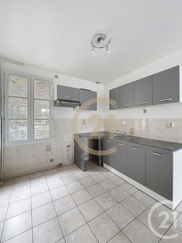 Appartement F4 à louer - 4 pièces - 71.81 m2 - PIERREFONDS - 60 - PICARDIE - Century 21 Infinity