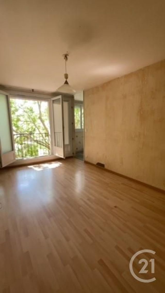 Appartement F2 à vendre - 2 pièces - 49.2 m2 - COMPIEGNE - 60 - PICARDIE - Century 21 Infinity