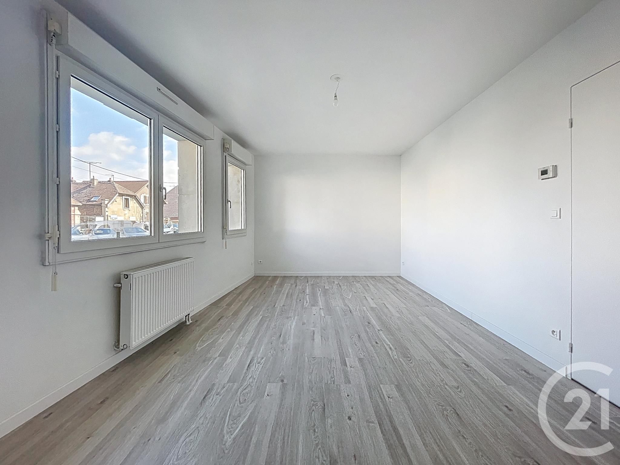 Appartement T2 à vendre - 2 pièces - 48.77 m2 - COMPIEGNE - Miniature 3
